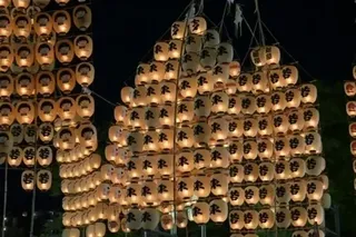 秋田県　竿燈まつり