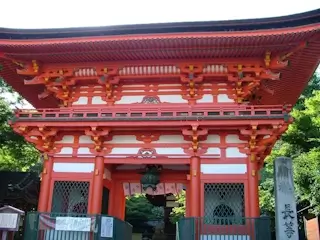 滋賀県　長等神社