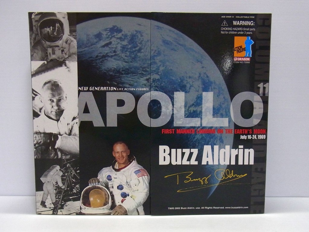 DRAGON Buzz Aldrin フィギュアの箱画像。宇宙飛行士の写真が写っている。