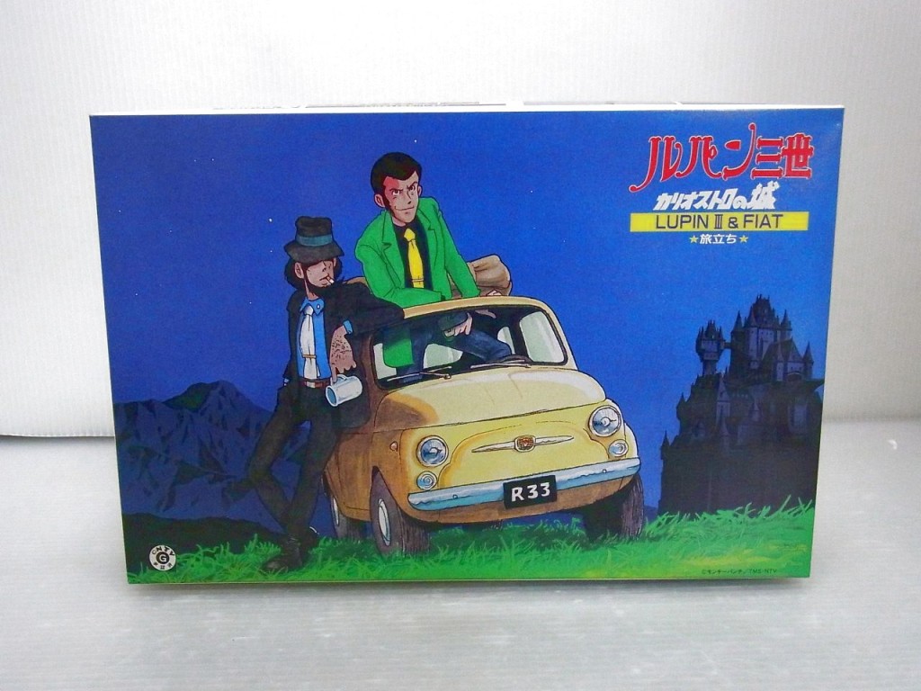  GUNZE ルパン三世 カリオストロの城 旅立ち LUPIN III&FIATの箱。イラストが描かれている。