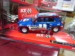 SCX ルノー5MAXI