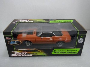 ERTL 1/18 1970 Dodge チャレンジャーワイルドスピード