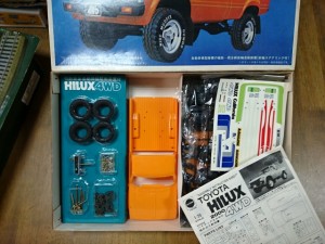 ニチモ 1/20 TOYOTA 4×4 ピックアップ プラモデル