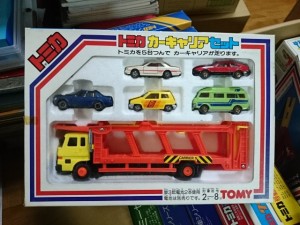 トミカ カーキャリア セット