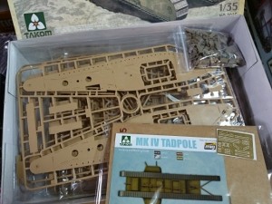 TAKOM タコム 1/35 マーク4 Mark.IV  TADPOLE  タッドポール