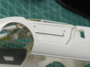 フジミ模型 1/24 エンスージアストモデル ランボルギーニ・カウンタック 製作指南　ドアの調整