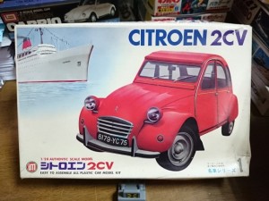 イッコー模型 1/20 シトロエン 2CV