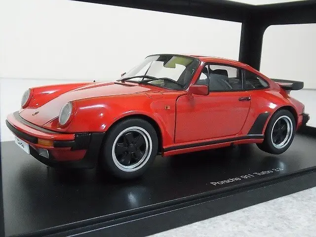 オートアート ポルシェ 911 ターボ 3.3 GUARDSRED No.77982 AUTOart PORSCHE TURBO レッド