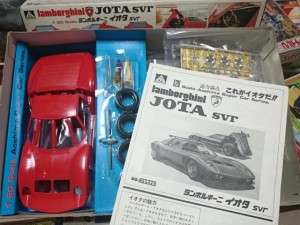 アオシマ 1/20 ランボルギーニ イオタ SVR