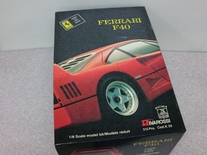 ポケール 1/8 フェラーリ F40 リバロッシ パッケージ