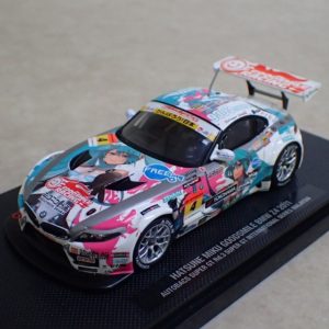 初音ミク グッドスマイル BMW Z4 2011　前面