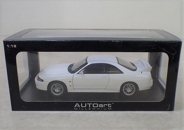 AUTOart MOTORSPORT 1/18 ミニカー オレンジ