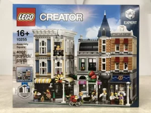 LEGO-Assembly Square-10255