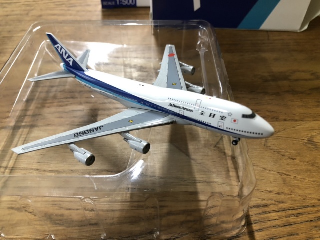 1/500 BOEING-747-400D
