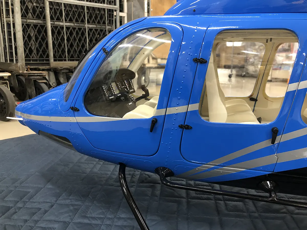 ROBAN Bell 429 スーパースケール 700 前方