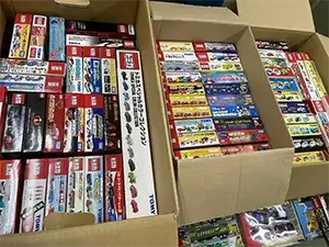 【宅配】高知県高知市のミニカー買取実績｜トミカ ギフトセットなど大量のトミカ