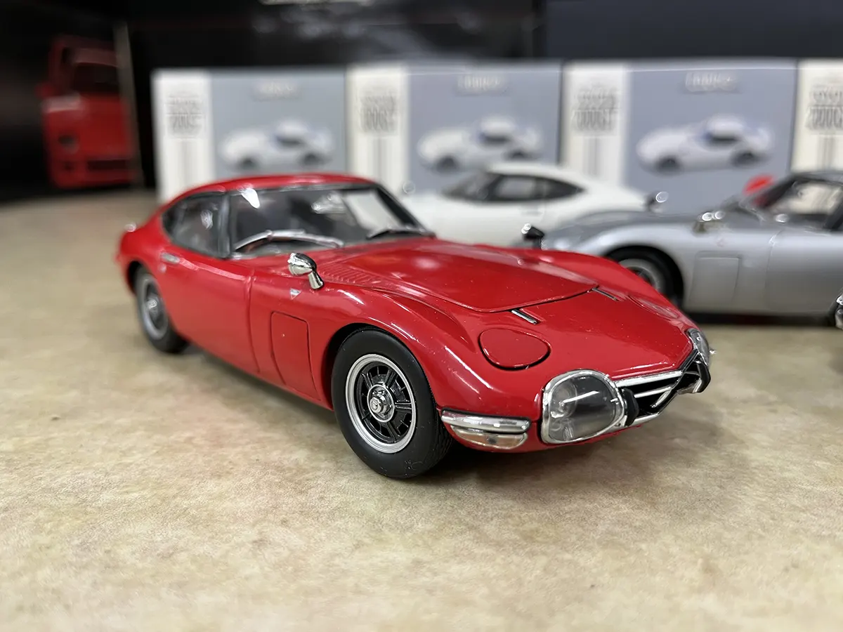 エブロ トヨタ2000GT （ダイキャストモデル）1／24 - ミニカー