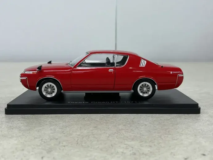 アシェット国産名車コレクション トヨタ クラウンHT　1971年