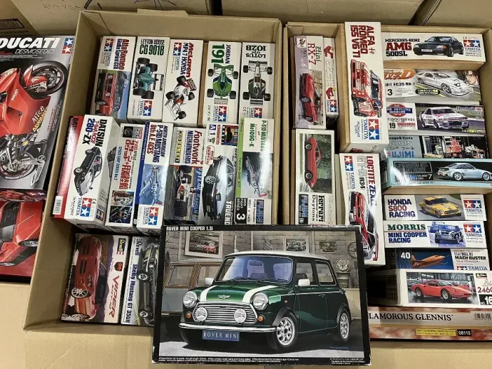 【宅配】和歌山県和歌山市のプラモデル買取実績｜「TRUENO AE86」「PORSCHE911」「リーボック スカイラインR32GT-R」など