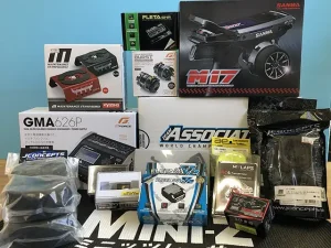 サムネイル TEAM ASSOCIATEDのRC10 SC6.2やサンワのプロポM17などラジコン関連品多数を山梨県甲府市より宅配にてお売りいただきました