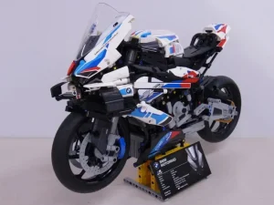 レゴテクニック/BMW M1000 RR（42130）バイク組み立て済み