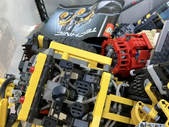 レゴ テクニック クレーントラック、レゴ キャッスル トロール突撃ワゴン等大量のレゴシリーズを栃木県宇都宮市のお客様から出張買取にてお譲りいただきました