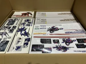 埼玉県・コトブキヤ　EZ-036 デススティンガー ヒルツ仕様、ゴジュラス・ジ・オーガ HMM 043　他　プラモデル多数お売りいただきました