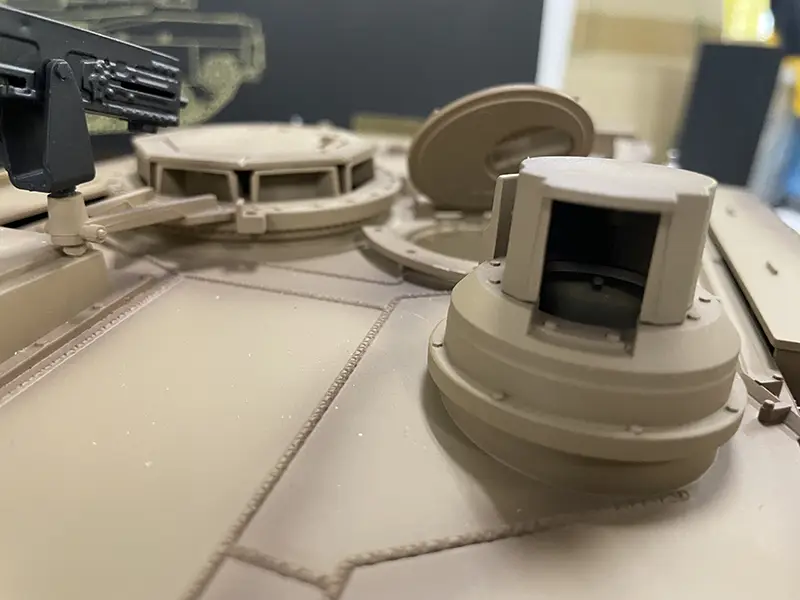 HENG LONG製1/16　M1A2 エイブラムス　車長用独立熱線映像装置