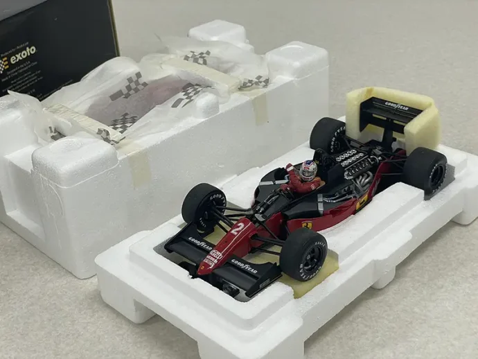 京商(EXOTO) 1/18 フェラーリ641/2 トップ