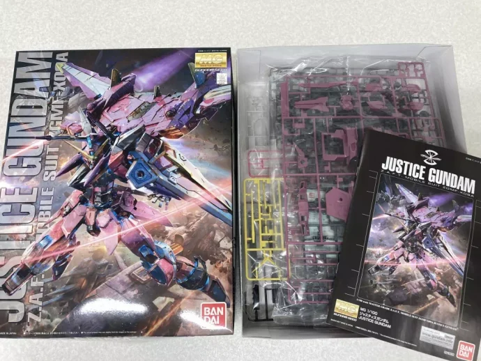 MG 1/100 ジャスティスガンダム