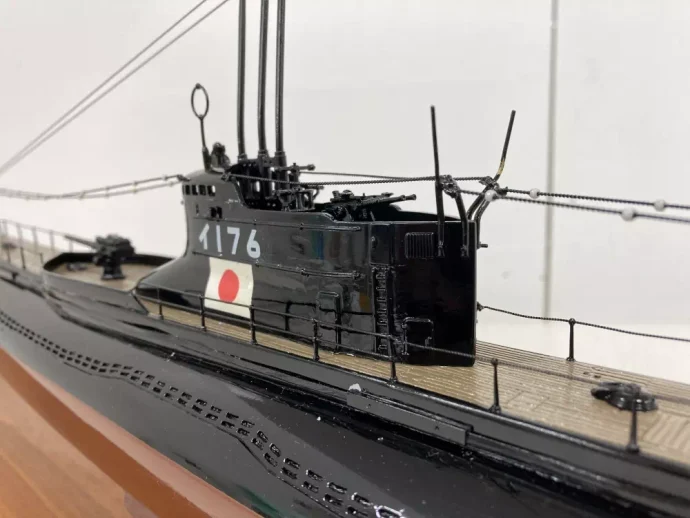 伊176 艦橋