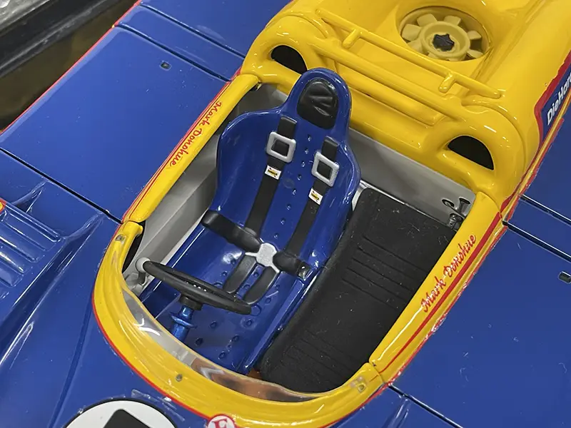 PMA 1/18 Porsche 917/30・Mark Donohue・CanAm Champion 1973 運転席