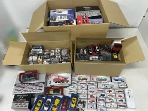 トミカリミテッドヴィンテージほかミニカー多数 　トップ画像
