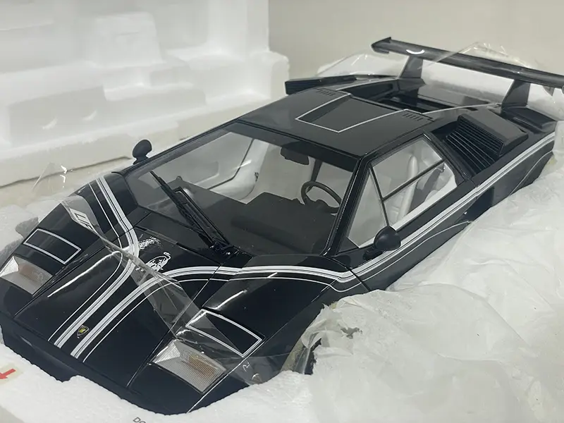 1/12 ランボルギーニ カウンタック LP500R (ブラック) 本体