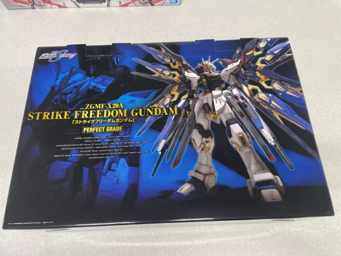 PG 1/60 ストライクフリーダムガンダム