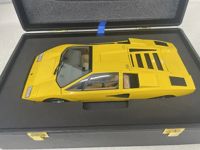 GSC ランボルギーニカウンタックLP400 本体