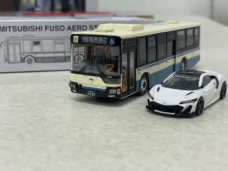 トミカリミテッドヴィンテージNEO NSX-R 比較