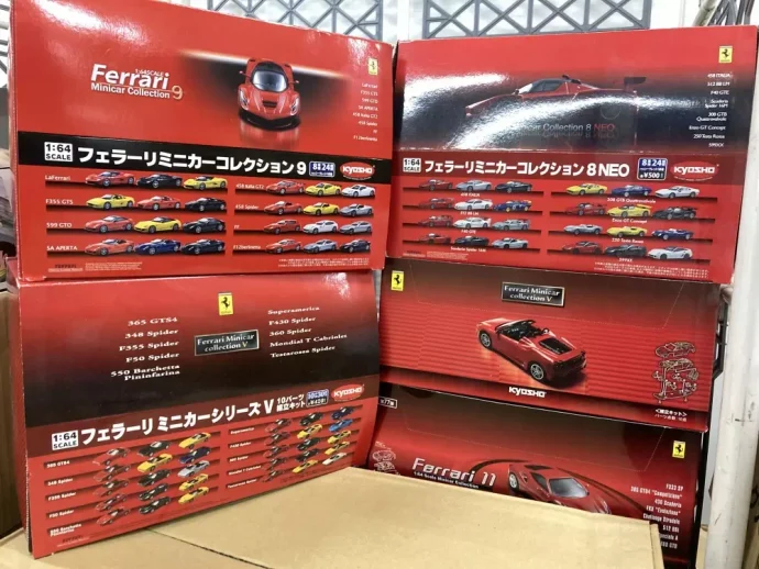 京商 フェラーリ ミニカーコレクション