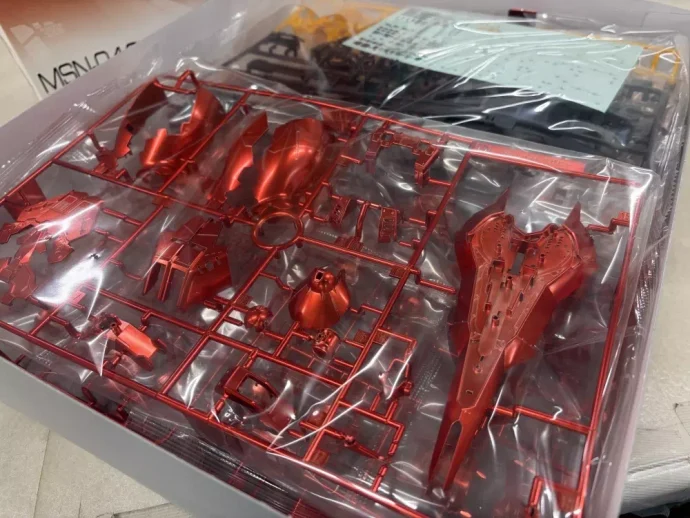 RG 1/144 サザビー［スペシャルコーティング］