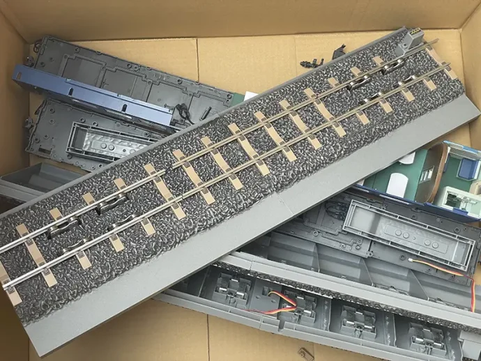週刊 ブルートレイン3車両をつくる 線路