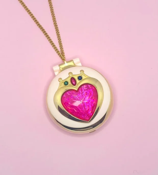 プリズムハートコンパクト──同じ目線の小さな戦士に憧れた