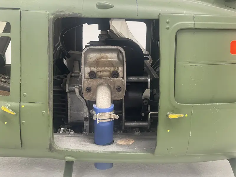 ヒロボー UH-1 イロコイス キャビン