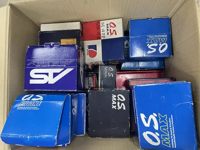 エンジンパーツ多数