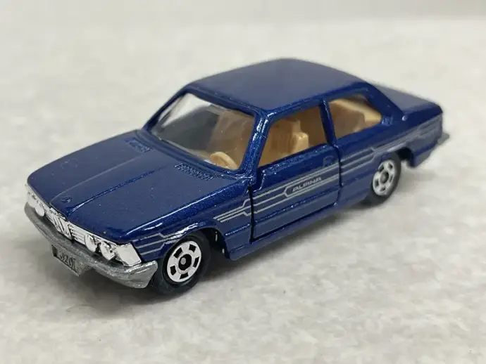 トミカ 103 BMW 320i　本体