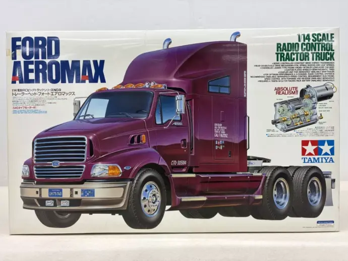 タミヤ 1/14 トレーラーヘッド フォードエアロマックス