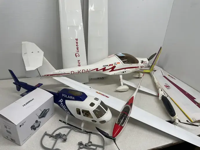 RC飛行機・ドローン トップ画像