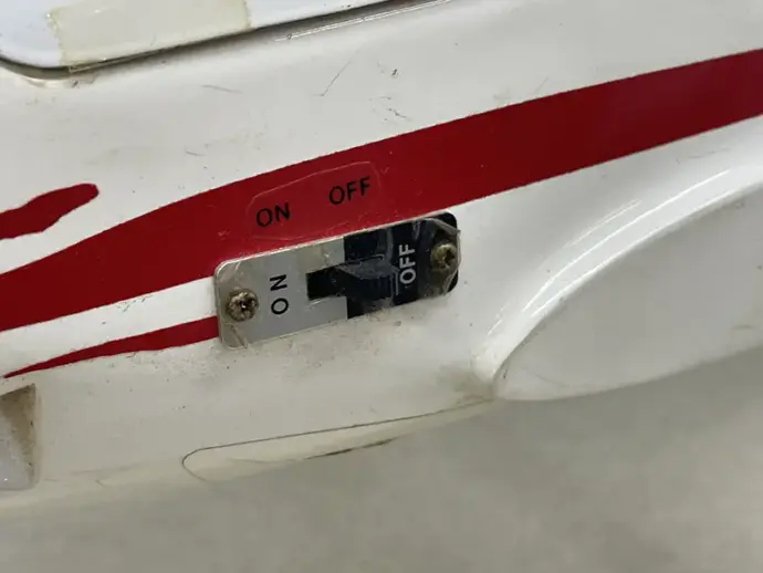 アストロホビー EPスーパーディモナ2400 スイッチ