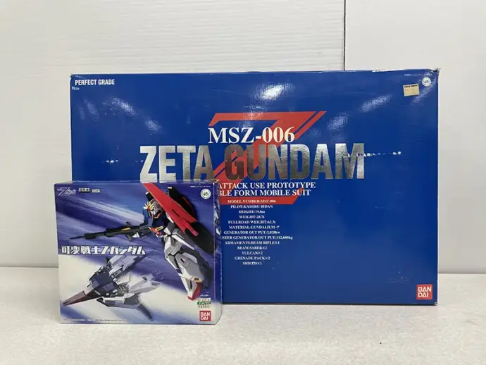 PG1/60＆可変戦士　Zガンダム