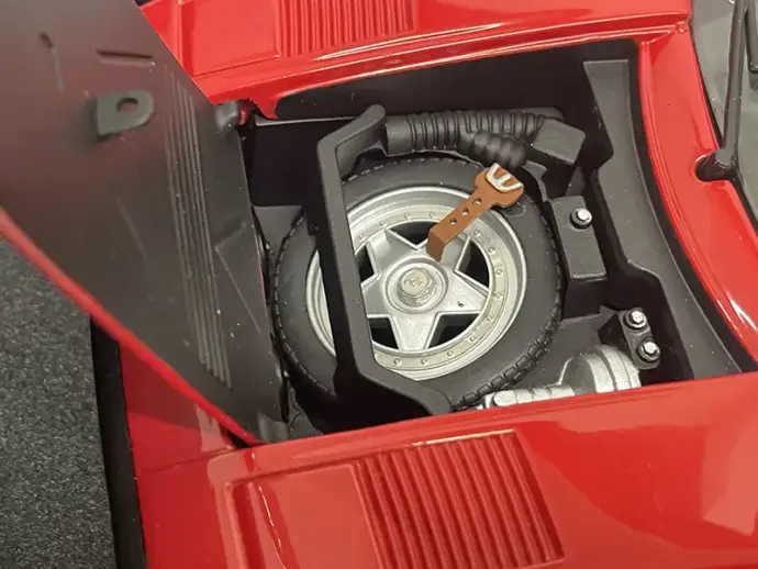 ホットウィールエリート 1/18　フェラーリGTO　3