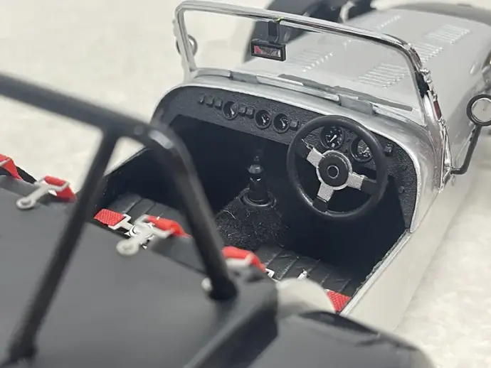 京商　1/18ケータハム スーパーセブン サイクルフェンダー　4